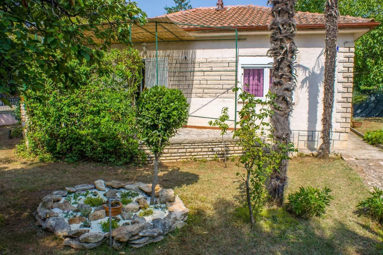 Holiday Home I.D.A. Banjole 0*,  Kroatien